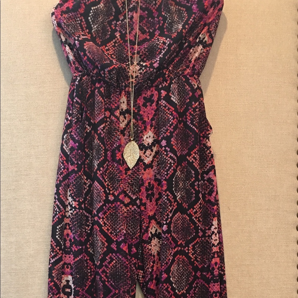 Strapless summer jumpsuit w/pockets